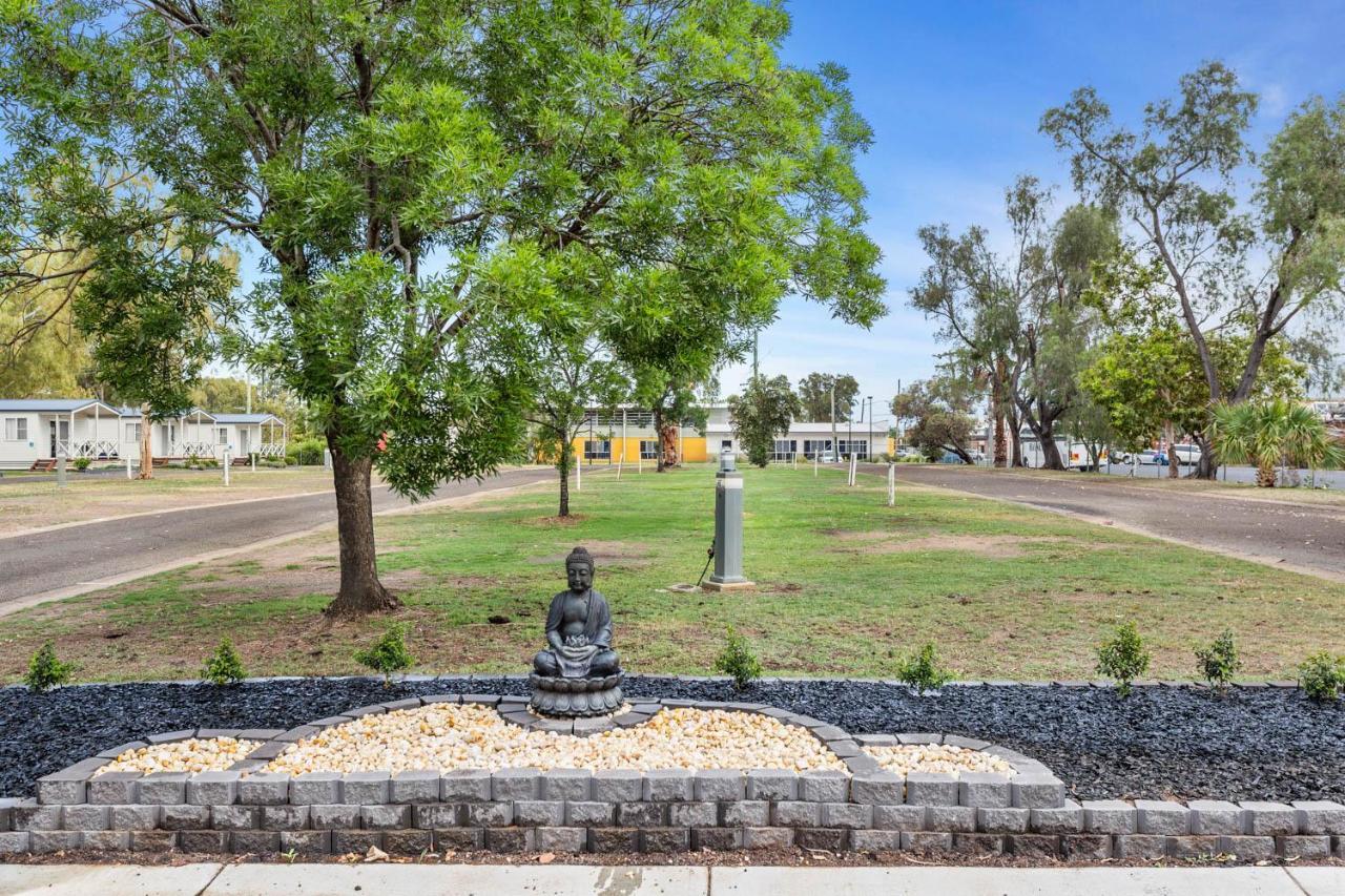 Narrabri Big Sky Caravan Park Экстерьер фото