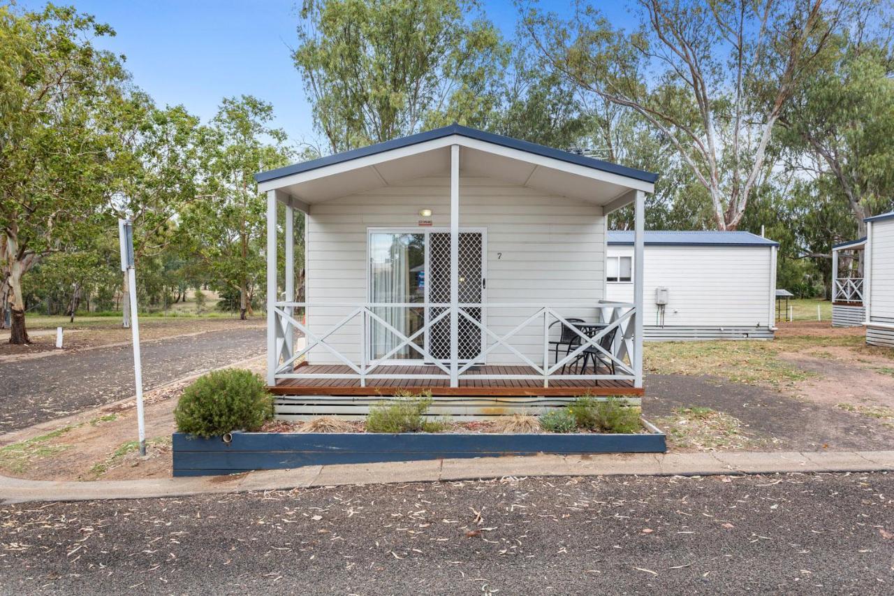Narrabri Big Sky Caravan Park Экстерьер фото