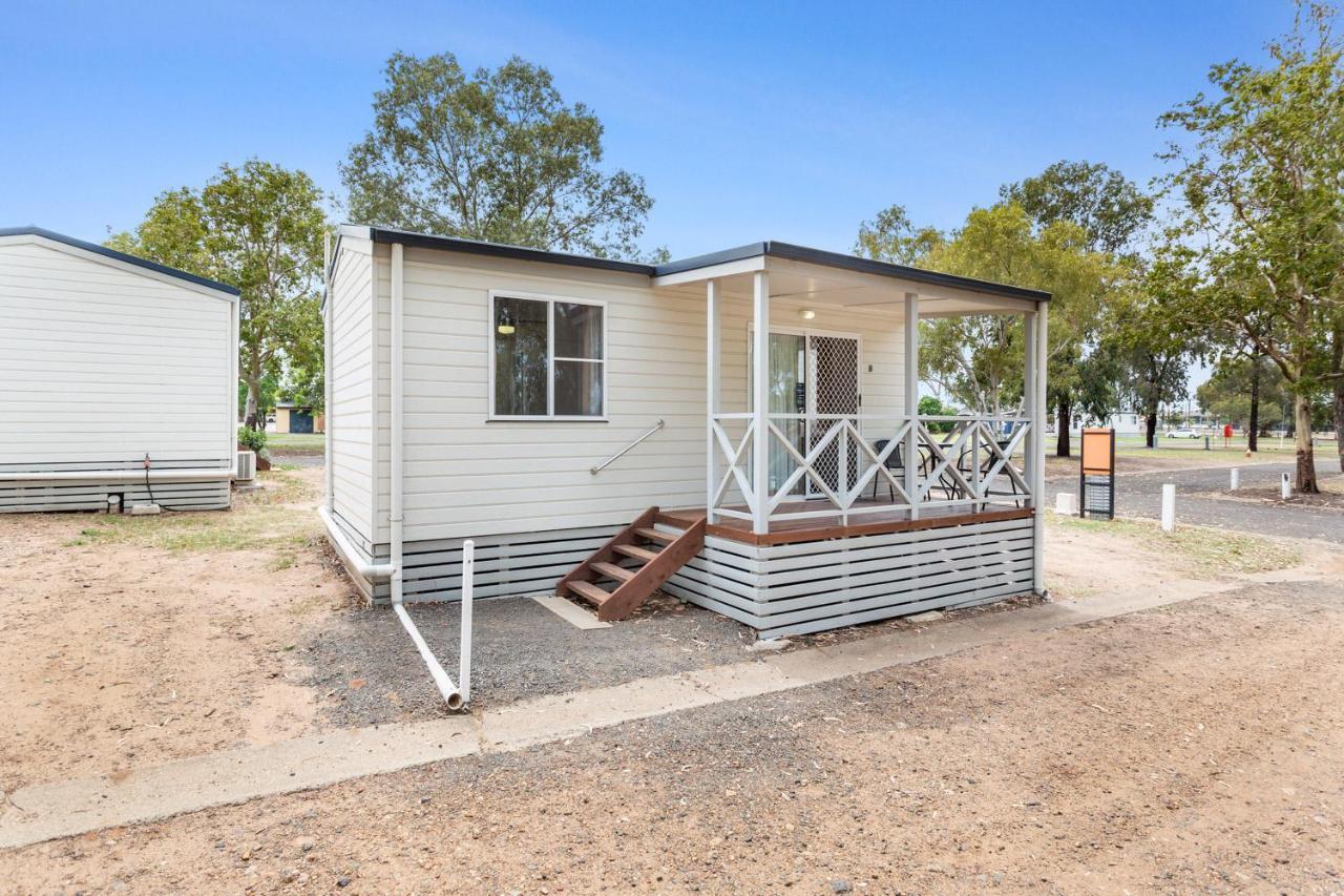 Narrabri Big Sky Caravan Park Экстерьер фото